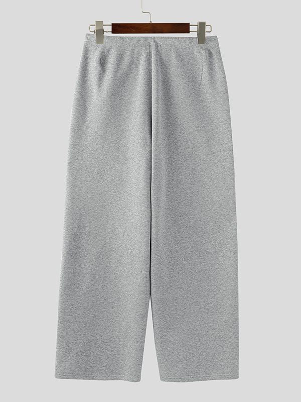 Men's Deconstructed Kangaroo Pocket Letter Print Wide Leg Pant SKUL36402