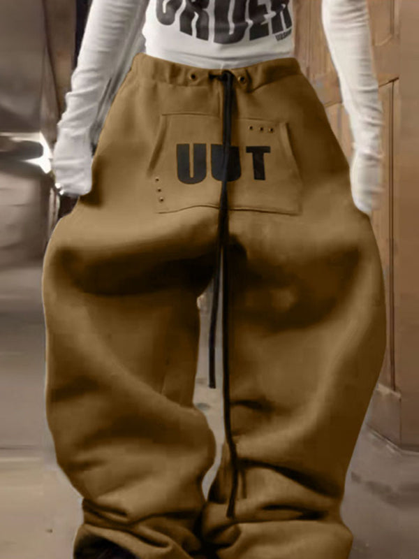 Men's Deconstructed Kangaroo Pocket Letter Print Wide Leg Pant SKUL36402