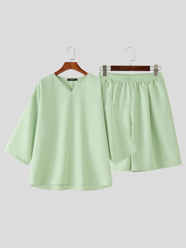 Men's Minimalist Casual V-Notch Neck Drop Shoulder Two Pieces Outfit SKUL68359